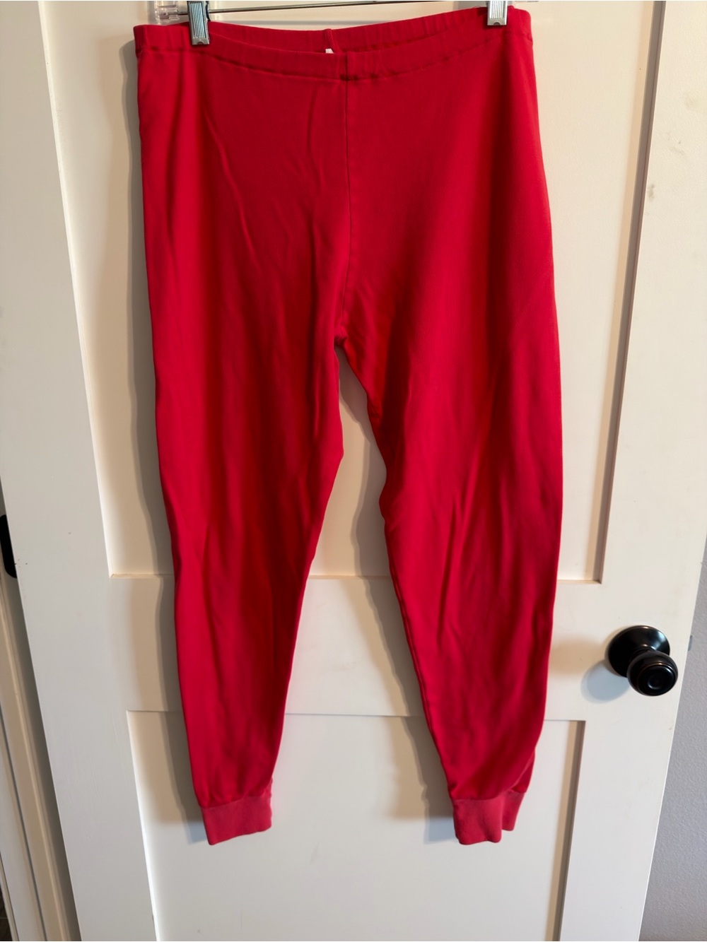 Women's Vibrant Red Slim Leggings with Cuffed Ankles
